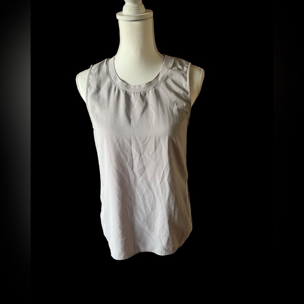 Olivia Grey Sleeveless Round Neck Top Womens‎ Size XS Light Gray Casual